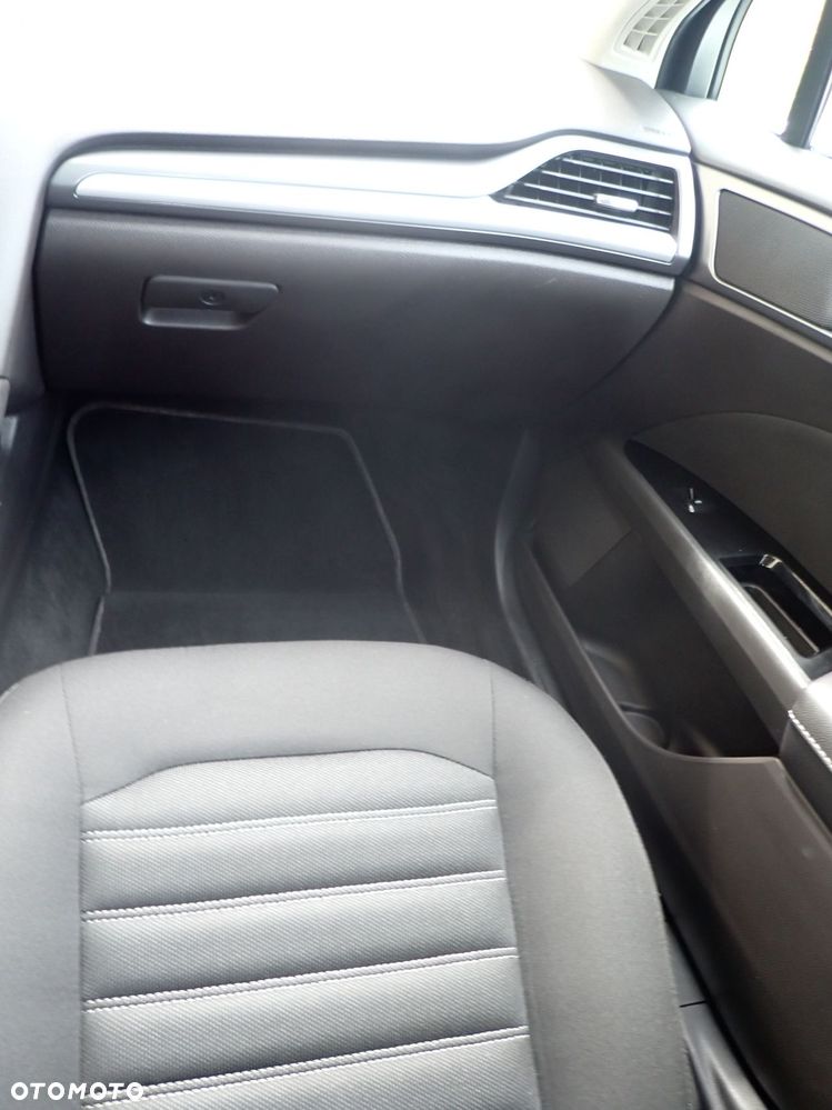 Ford Mondeo 2.0 TDCi Edition PowerShift - 26