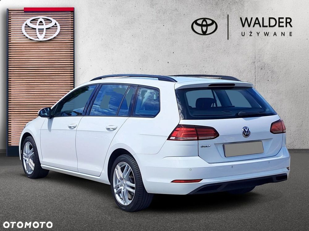 Volkswagen Golf - 3