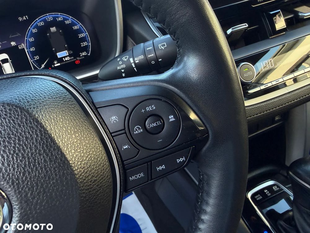 Toyota Corolla Cross 2.0 Hybrid Comfort - 25