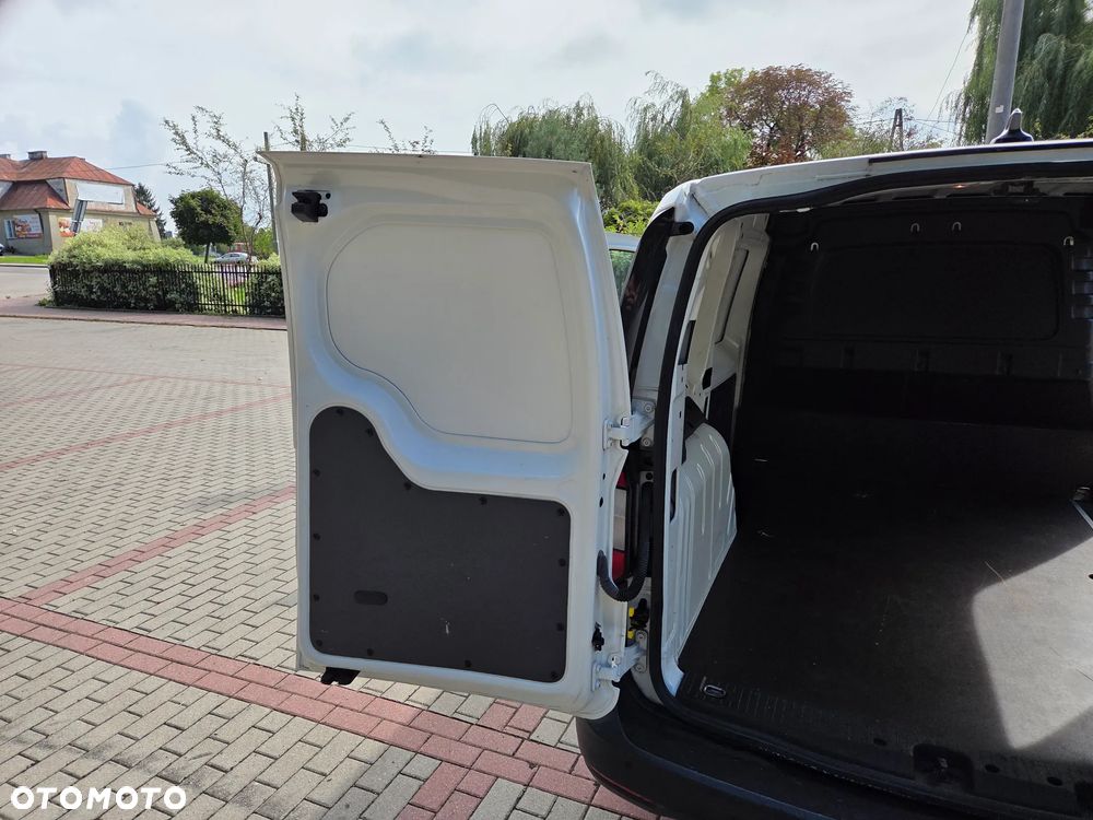 Volkswagen Caddy Maxi 2.0 TDI - 18