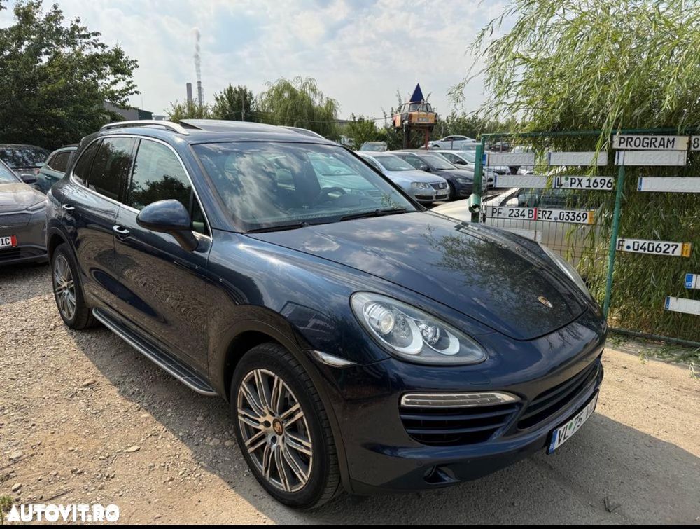 Porsche Cayenne - 3