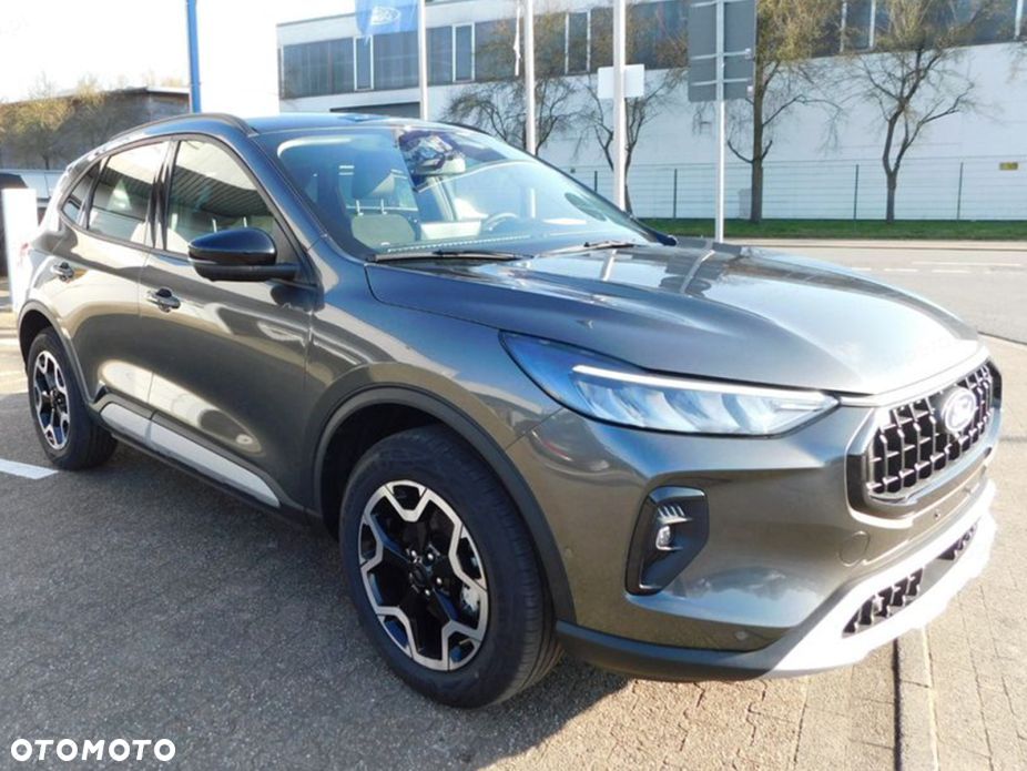 Ford Kuga - 3