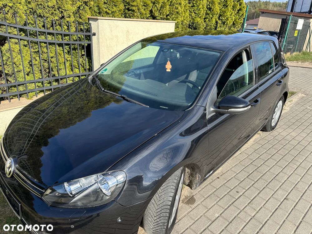 Volkswagen Golf 1.6 TDI DPF BlueMotion - 12