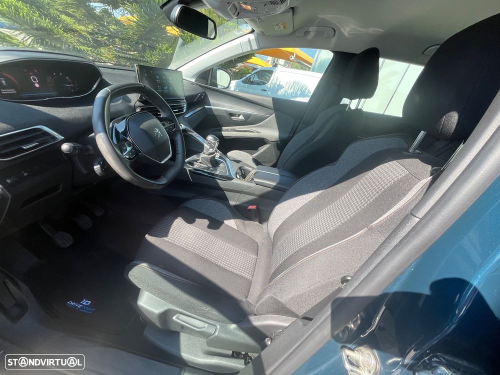 Peugeot 3008 1.5 BlueHDi Allure Pack - 27