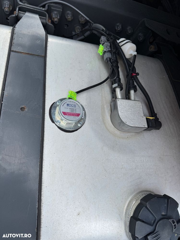 Mercedes-Benz Actros - 4