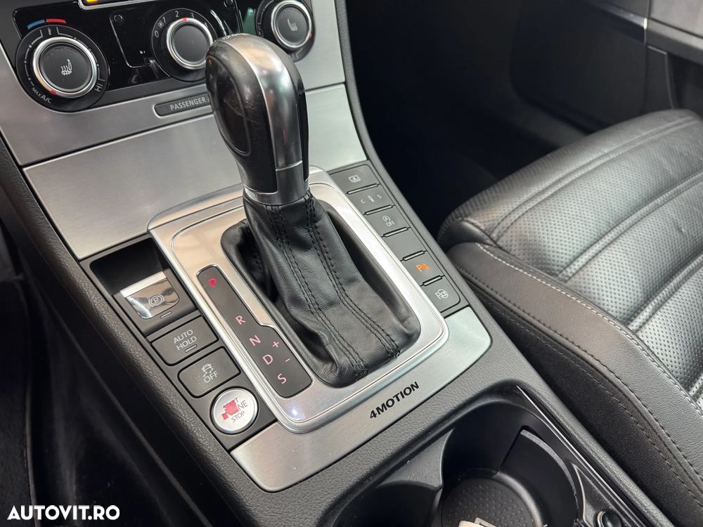 Volkswagen Passat CC 2.0 TDI 4Motion BlueMotion Technology DSG - 30