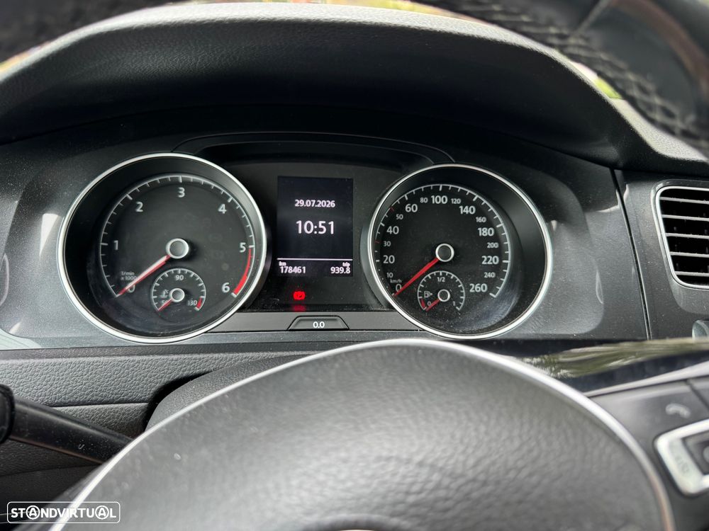 VW Golf 1.6 TDI Confortline - 1