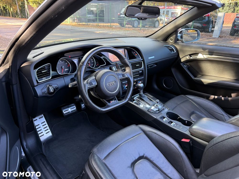 Audi RS5 Cabrio S tronic - 21