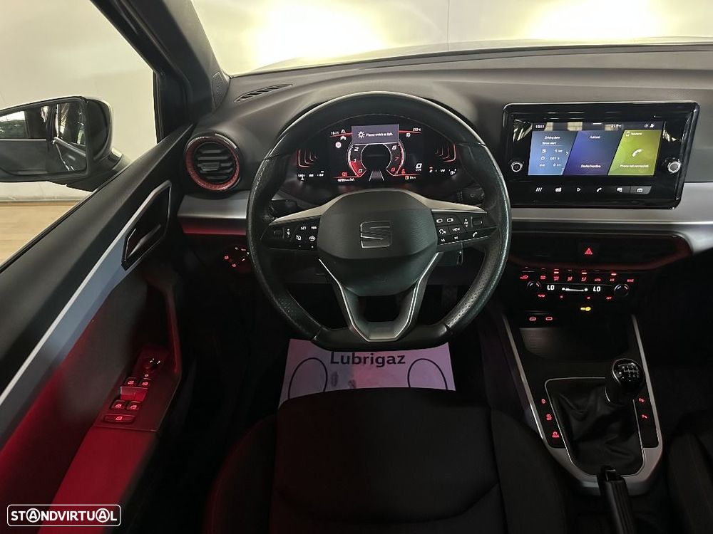 SEAT Arona 1.0 TSI FR - 6