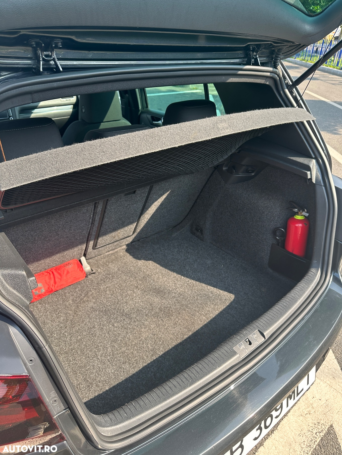 Volkswagen Golf 2.0 DPF GTD - 14