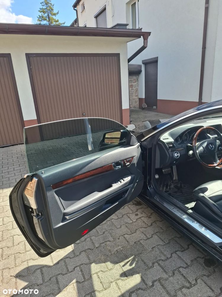 Mercedes-Benz Klasa E - 27