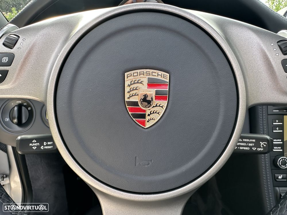 Porsche 911 Série F - 45