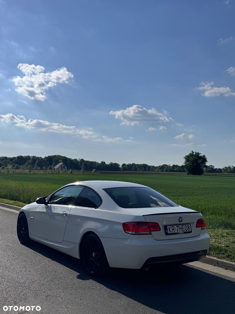BMW Seria 3 320i M Sport Edition - 2