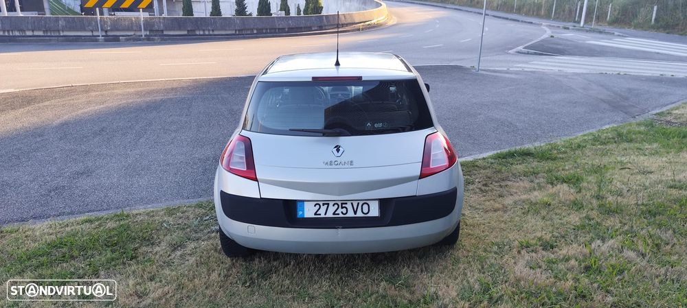 Renault Mégane 1.5 dCi Confort Dynamique - 2