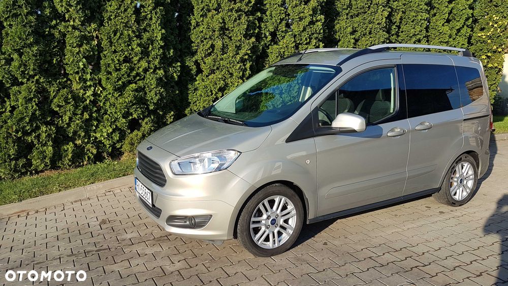 Ford Tourneo Courier - 1