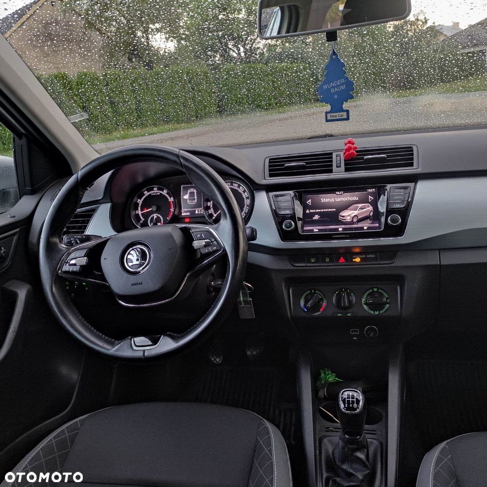 Skoda Fabia - 8