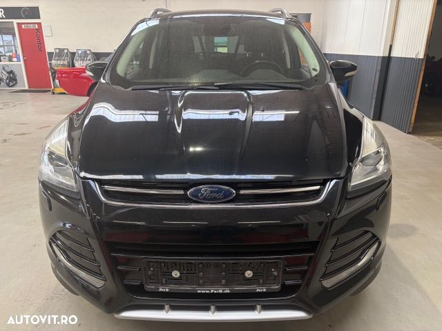 Ford Kuga 2.0 TDCi 4WD Powershift Titanium - 4