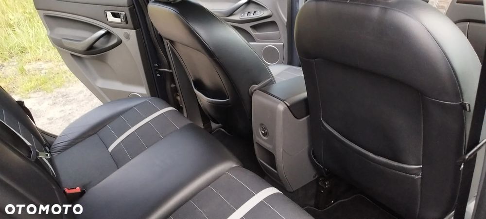 Ford Kuga 2.0 TDCi 4WD Trend - 11