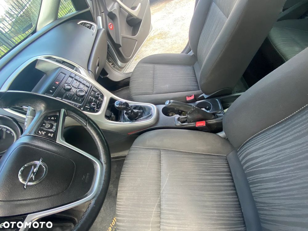 Opel Astra 1.4 Turbo - 9