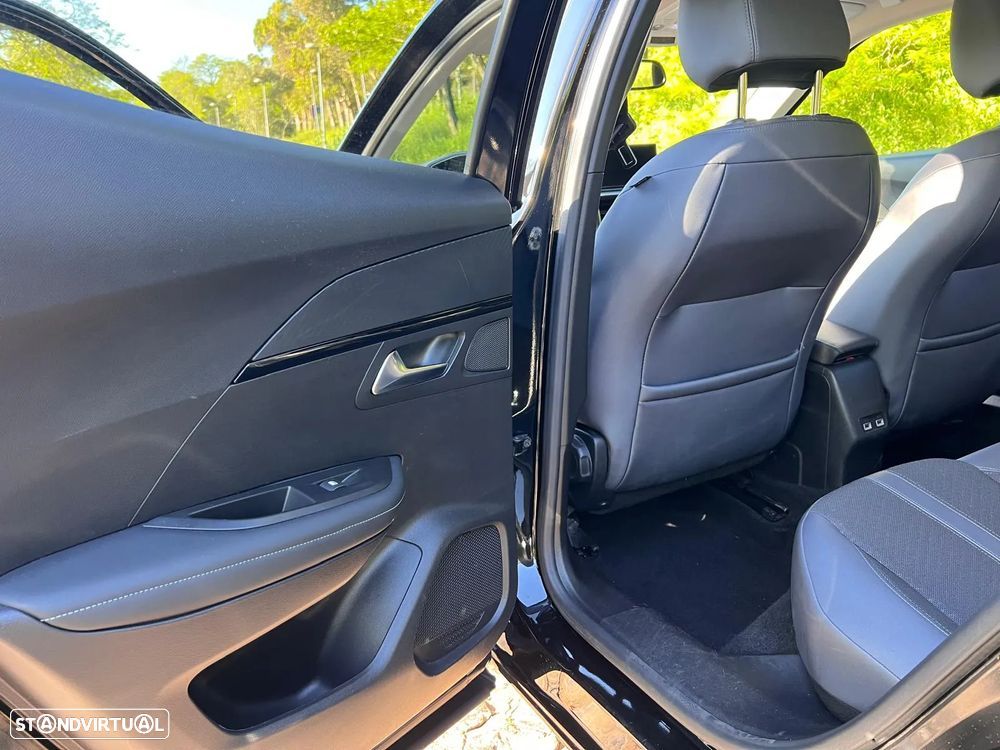 Peugeot 2008 1.2 PureTech Allure Pack - 14