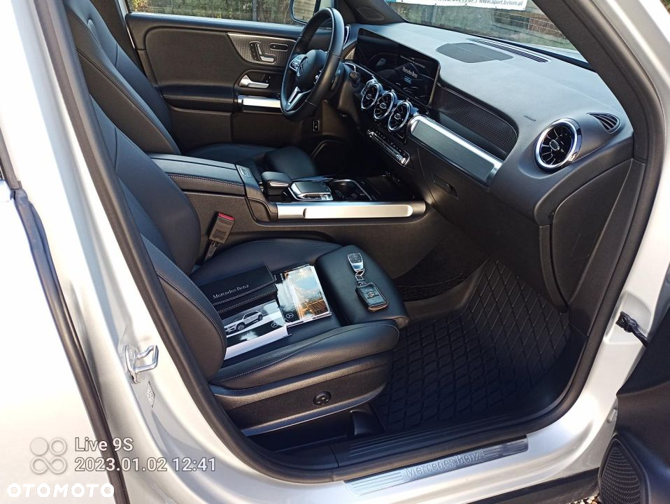 Mercedes-Benz GLB 250 4-Matic 8G-DCT - 10
