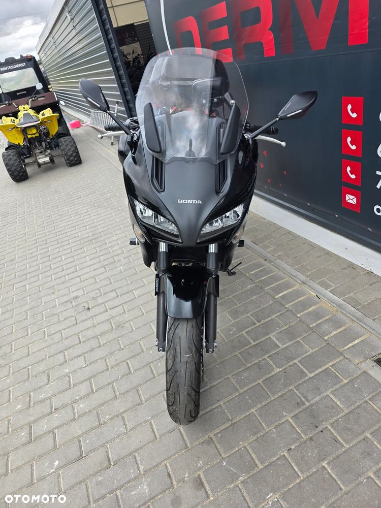Honda CBF - 29