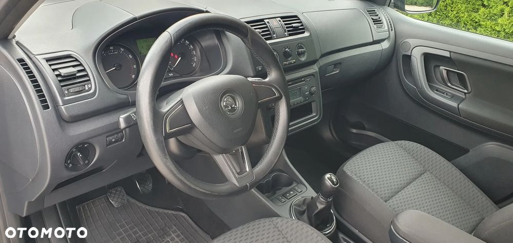 Skoda Fabia 1.2 TSI Ambiente - 24