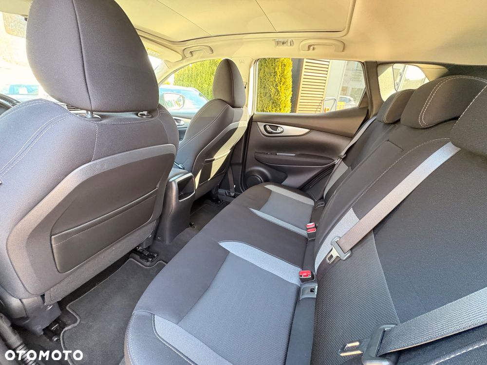 Nissan Qashqai 1.5 dCi Tekna EU6 - 16