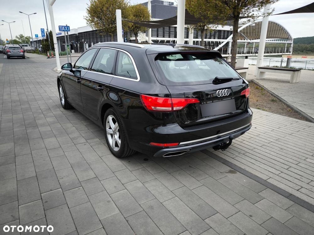 Audi A4 Avant - 4