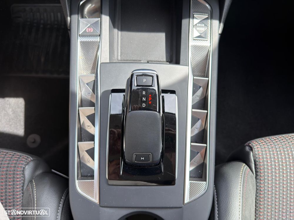DS DS3 PureTech 130 Aut. PERFORMANCE LINE + - 24