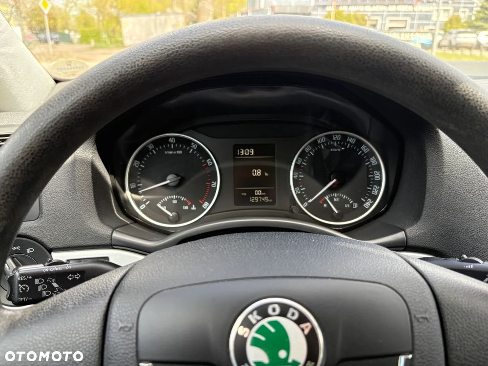 Skoda Octavia 1.2 TSI Family - 9