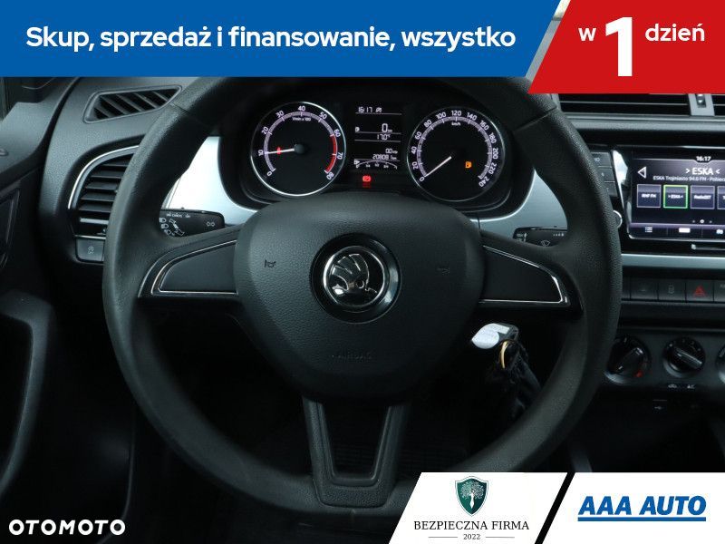 Skoda Fabia - 18
