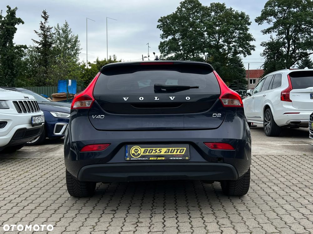 Volvo V40 - 8