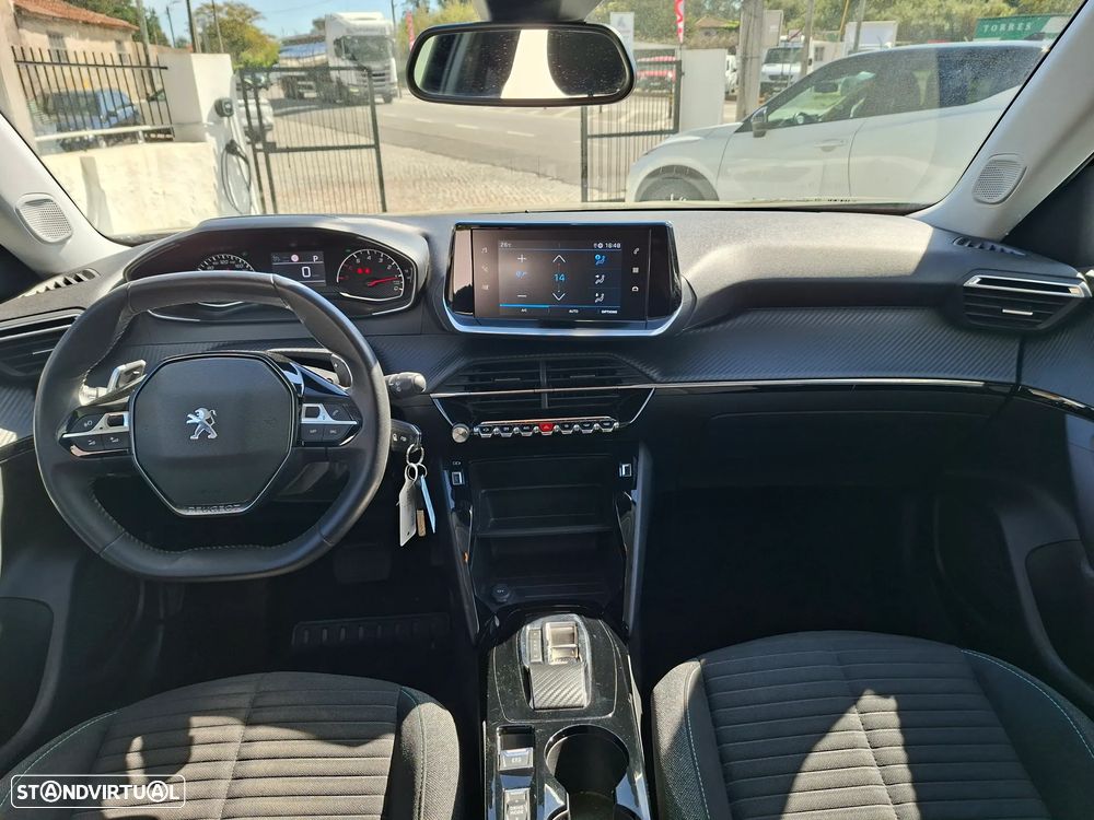 Peugeot 2008 PureTech 130 EAT8 Active - 28