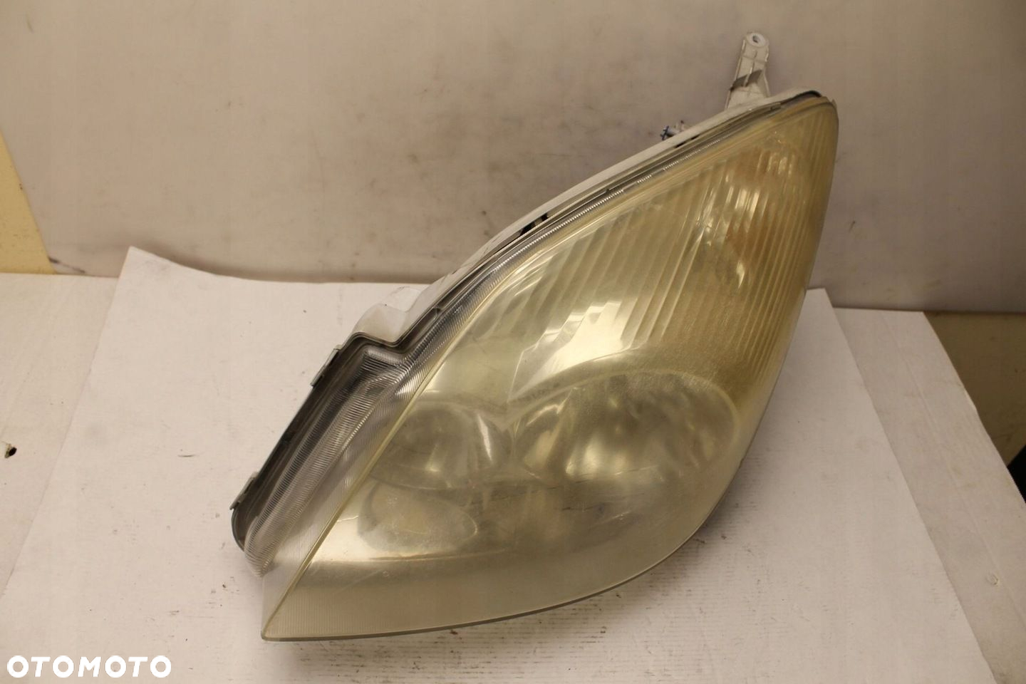 TOYOTA COROLLA VERSO LAMPA LEWY PRZÓD LEWA PRZEDNI - 3