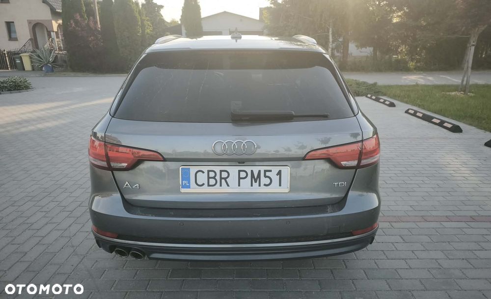 Audi A4 Avant 2.0 TDI S tronic - 13
