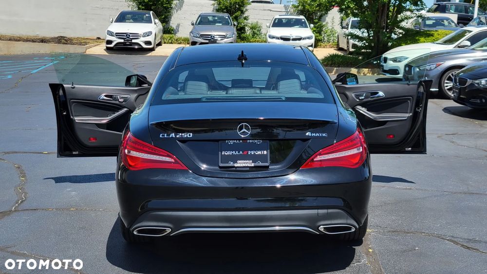 Mercedes-Benz CLA 250 4Matic 8G-DCT Edition AMG Line - 22