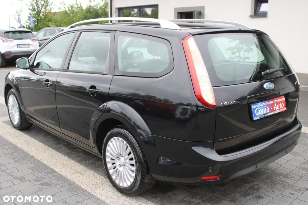 Ford Focus - 13