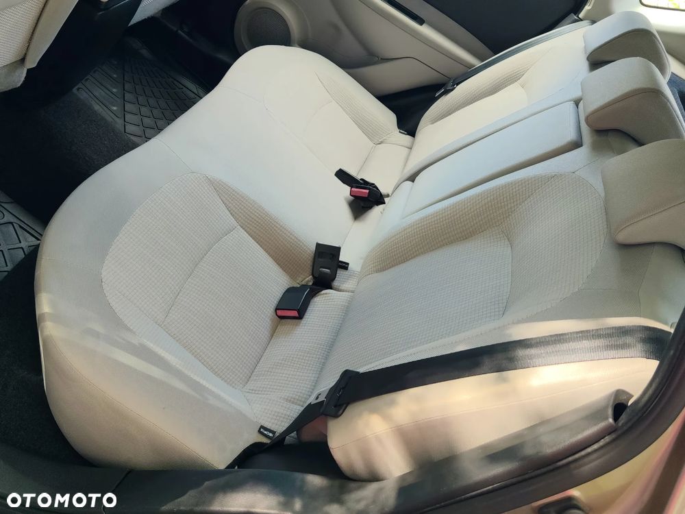 Nissan Qashqai - 10