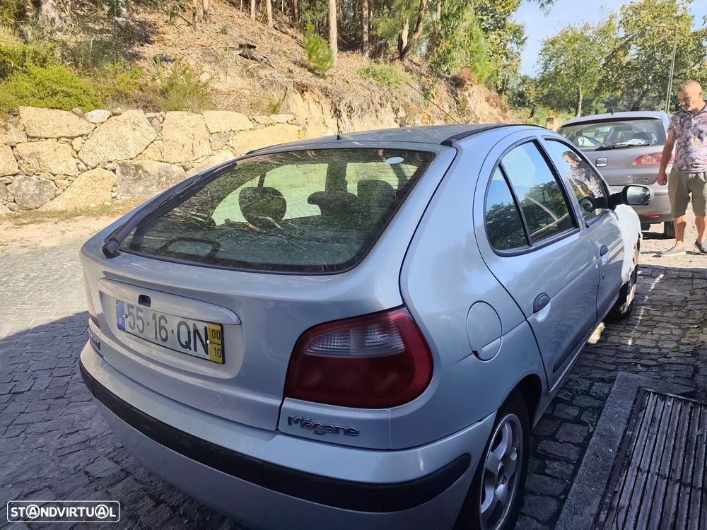 Renault Mégane 1.4 16V Dynamique - 1