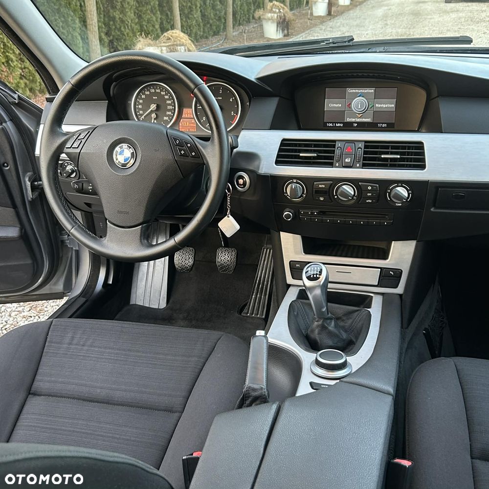 BMW Seria 5 520d - 16