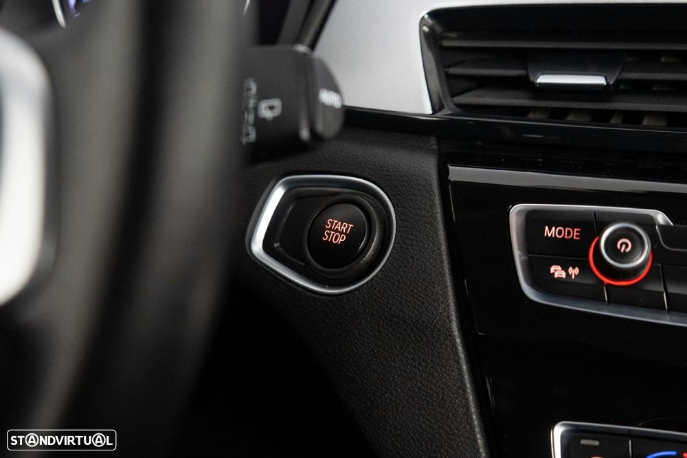 BMW X1 25 e xDrive Corporate Edition - 23