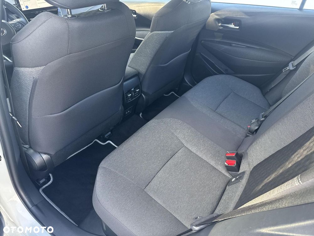 Toyota Corolla 1.8 Hybrid Comfort - 12