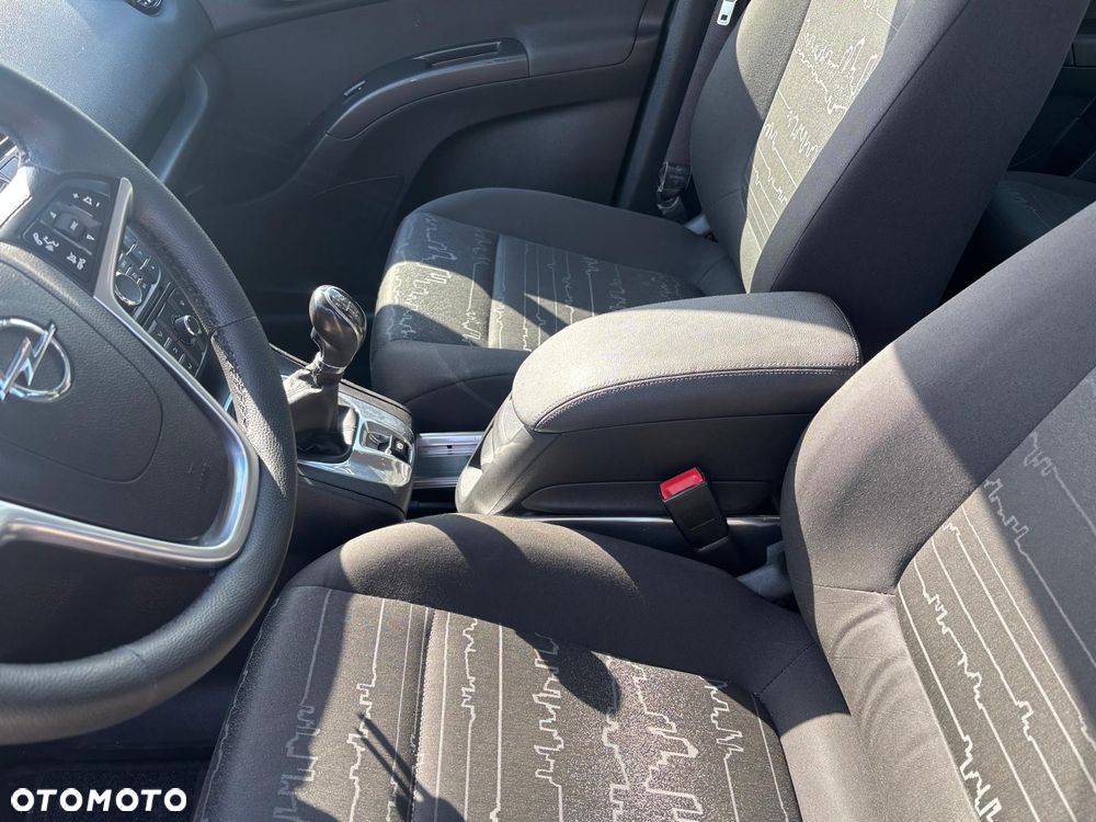 Opel Meriva 1.4 T Cosmo - 25