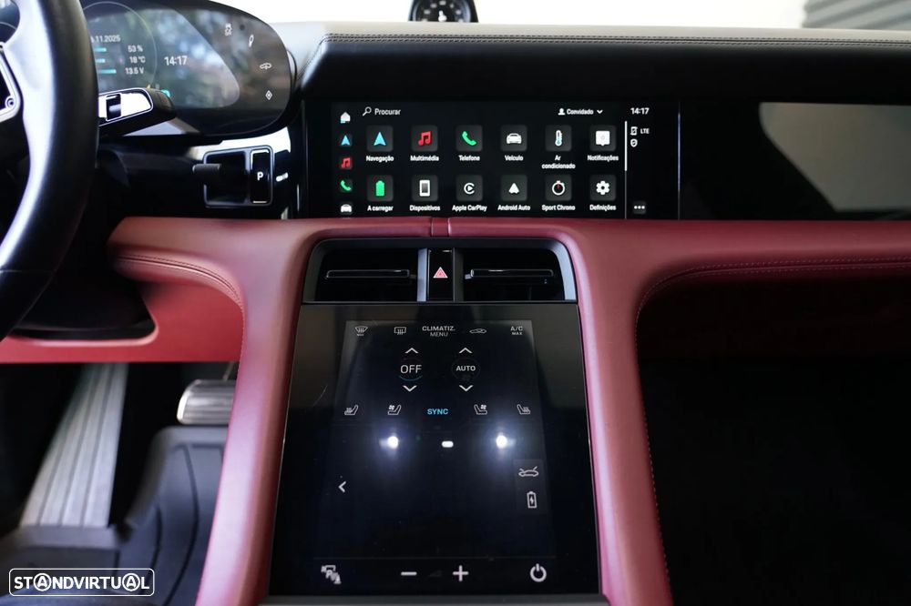 Porsche Taycan Turbo - 31