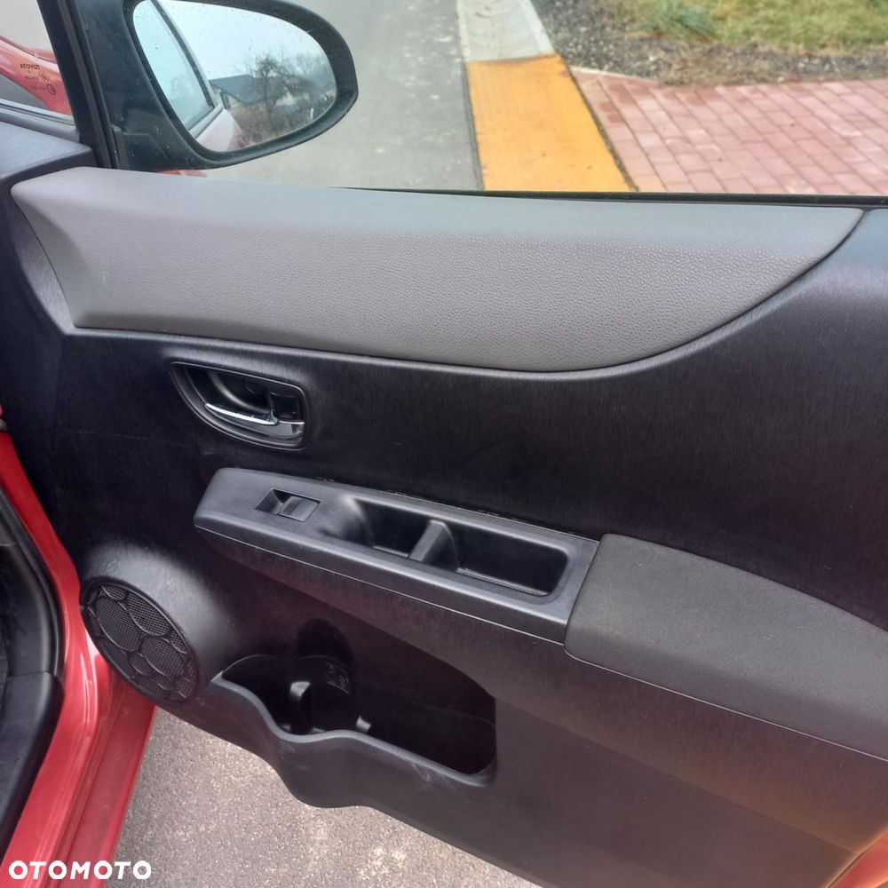 Toyota Yaris 1.0 Active - 23