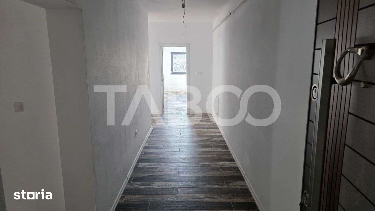 Apartament nou decomandat cu 3 camere de vanzare in Sebes — fotografia 2