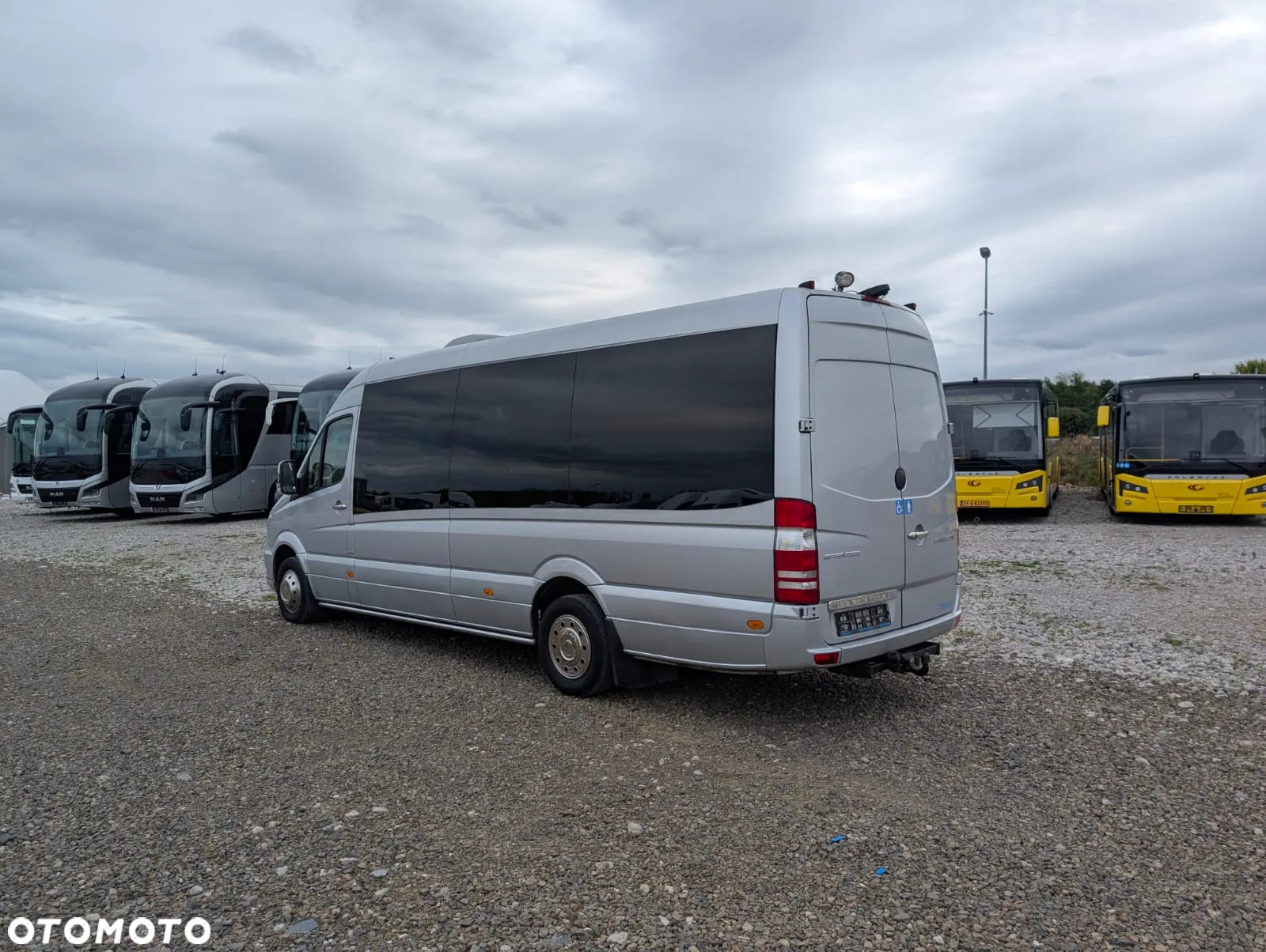 Mercedes-Benz Sprinter 519 - 8