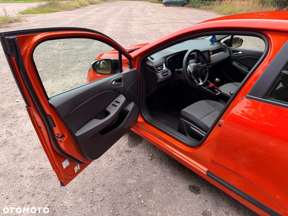 Renault Clio TCe 90 TECHNO - 9