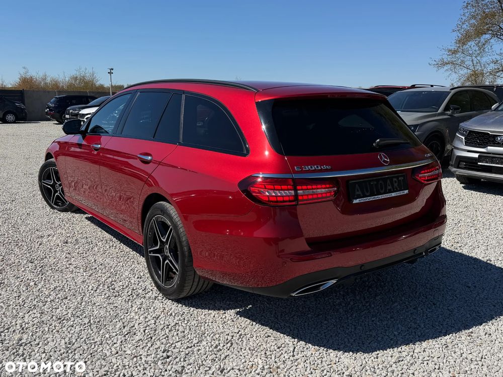 Mercedes-Benz Klasa E 300 de PHEV 4-Matic AMG 9G-Tronic - 12